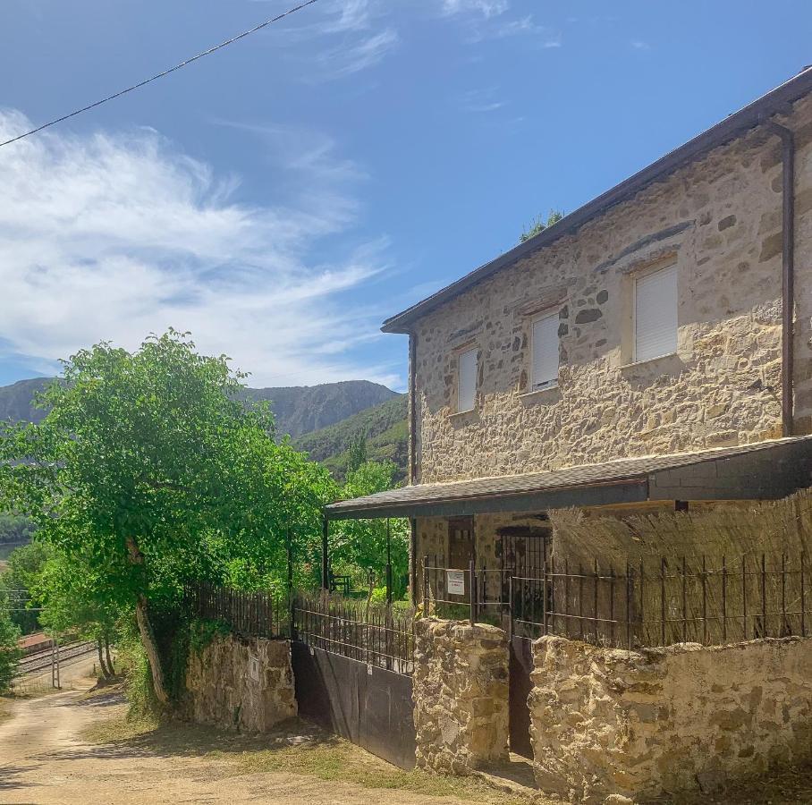 Apartamento Las Medulas Covas  Luaran gambar